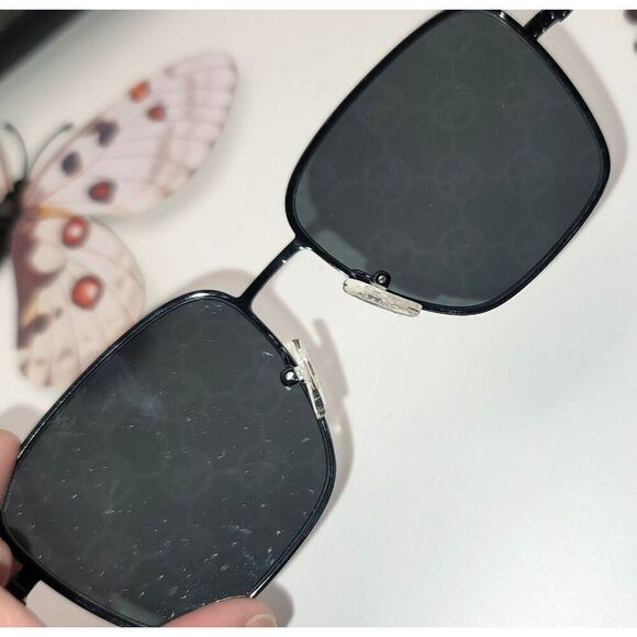 Michael Kors Burlington Monogramed Frames 100% UV Protection Sunnies w/ Case
